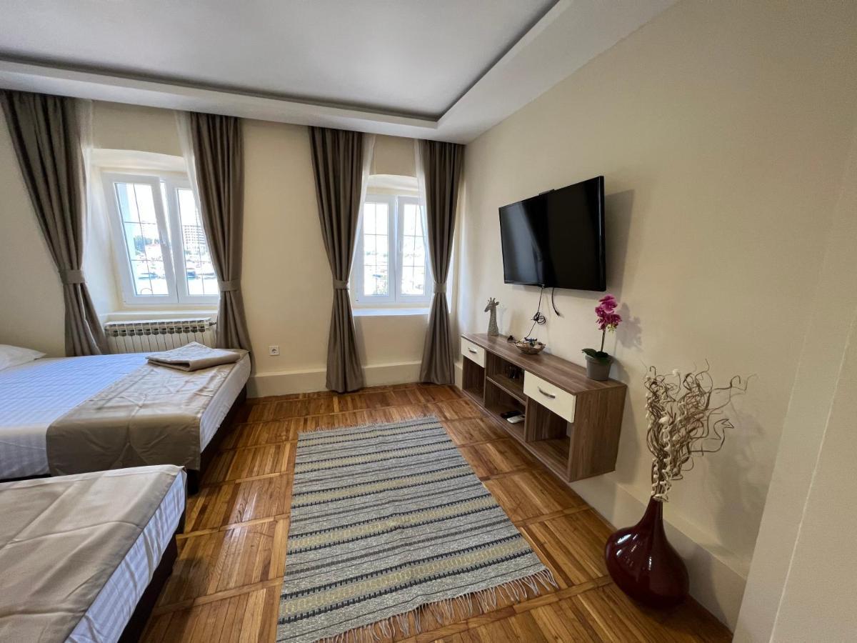 Regina Apartments Будва Екстер'єр фото