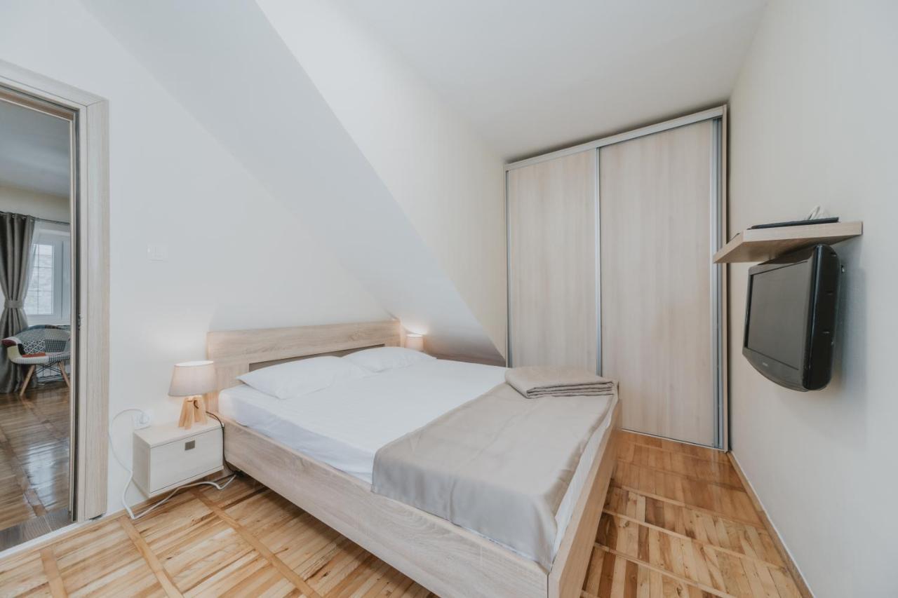 Regina Apartments Будва Екстер'єр фото