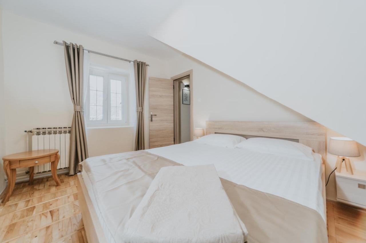 Regina Apartments Будва Екстер'єр фото